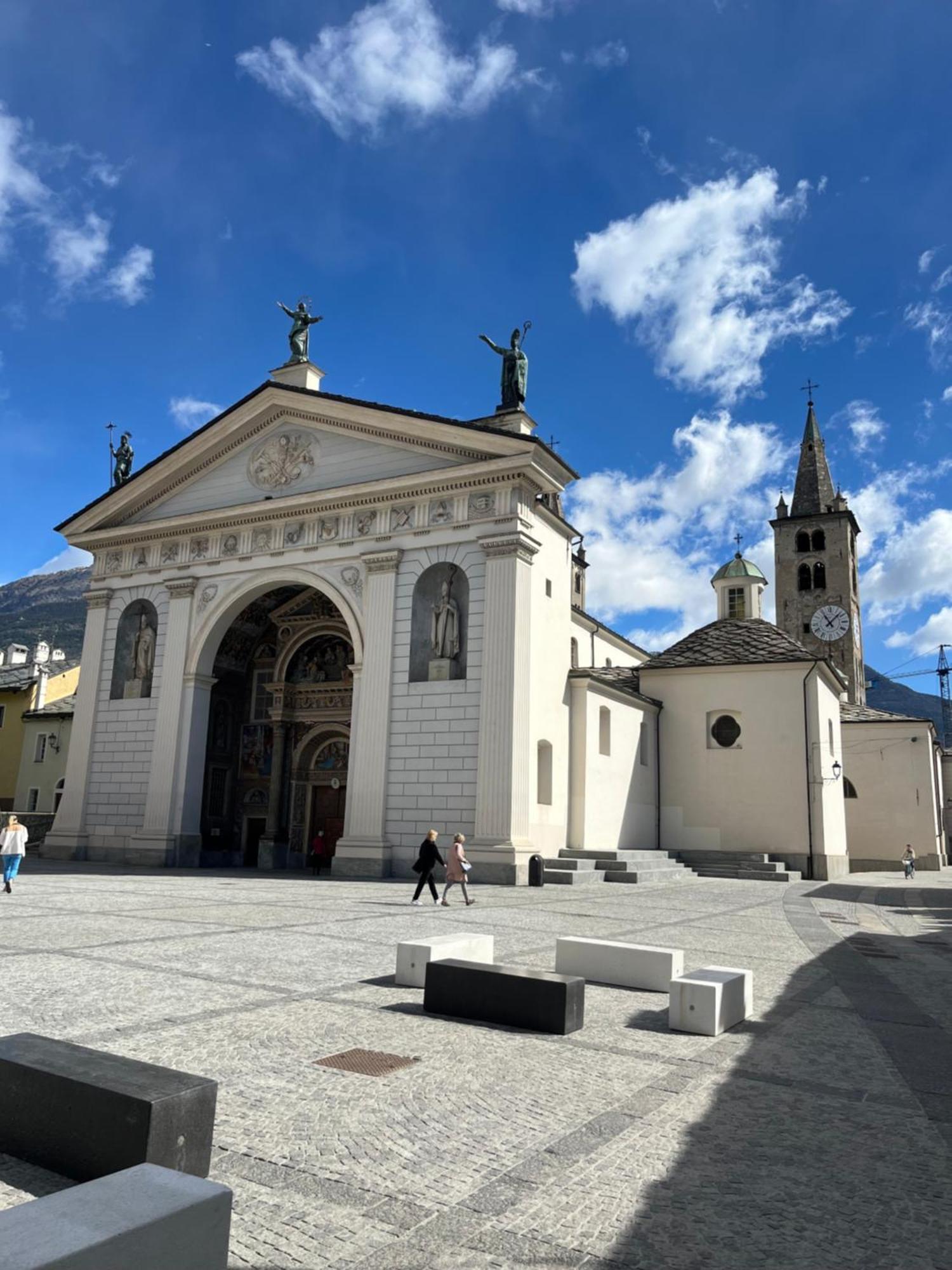 Game,Set And Love -Loft Nel Cuore Di Aosta Exterior foto